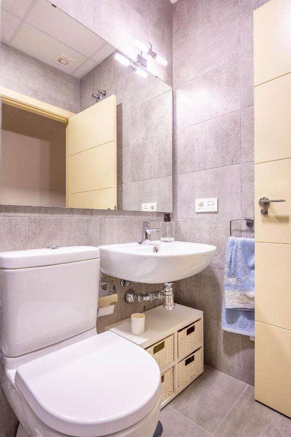 Apartamento Hercules - Vacacional Sevilla Екстер'єр фото